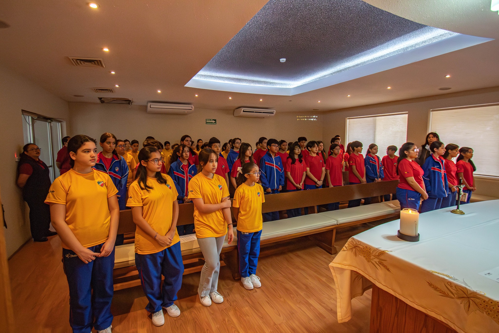 555066971_1215220117290760_8533167740780394767_n